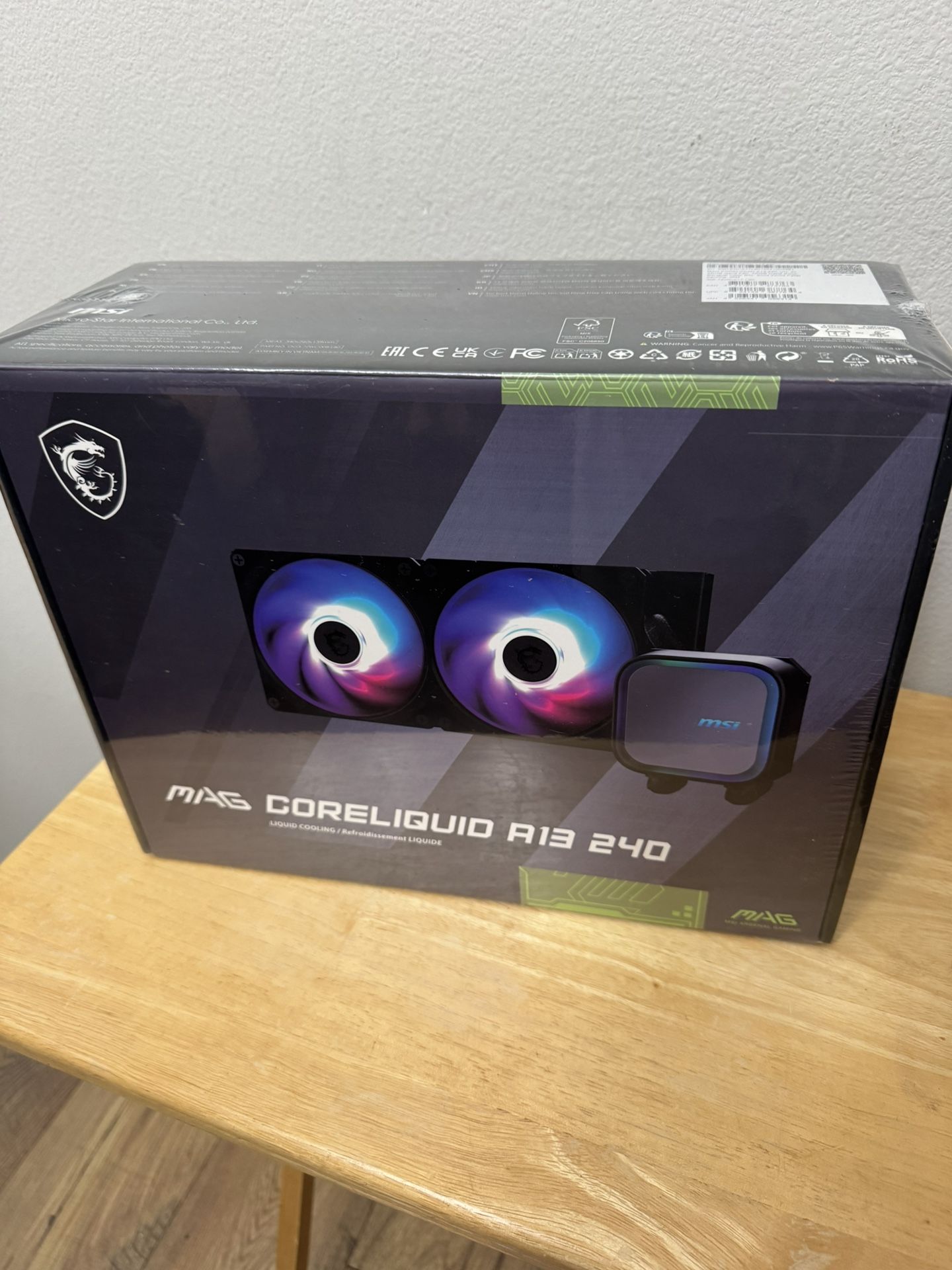 MSI MAGCoreLiquid A13 240