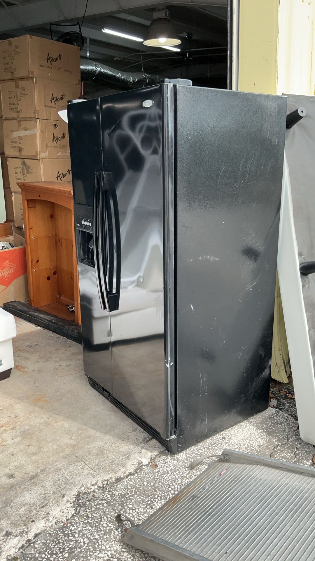 Fridge Whirlpool Clean Works