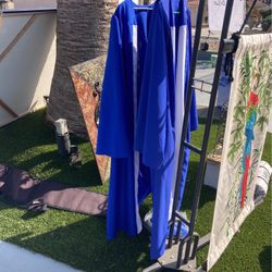 2 Temescal Canyon Graduation Cap And Gown