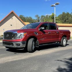 2017 Nissan Titan