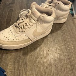Size 8 Nike Jordan Shoes
