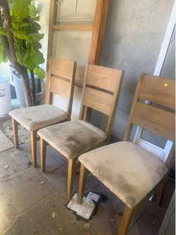 Dinning chairs (4)