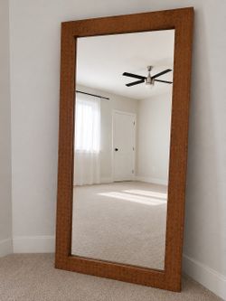 Wooden mirror