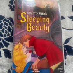 VHS Cinderalla, Snow White And Sleeping Beauty