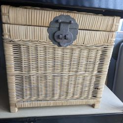 Wicker Rakutan Basket 18x18x18