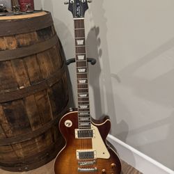2015 Epiphone Les Paul Standard (Honeyburst) + Hard Case – $425 OBO