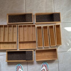 Flatware Set. Wood. $25. Good Condition