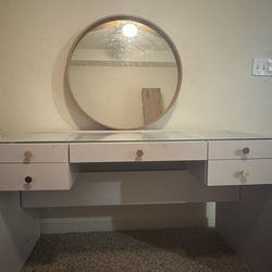 5 Drawer Impressions Vanity Slay Station With Glass Top And Mirror Included