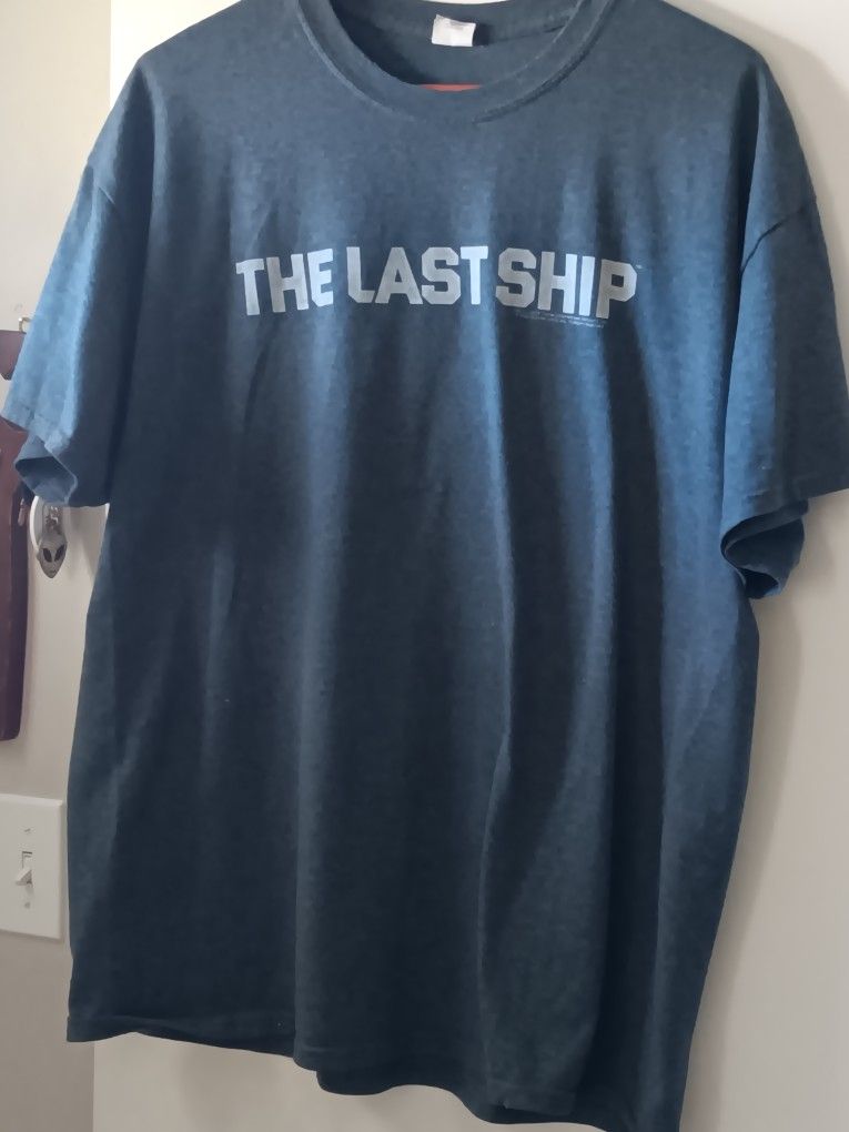 The Last Ship Movie Promo Tshirt Large