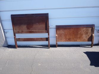 Vintage twin Bed