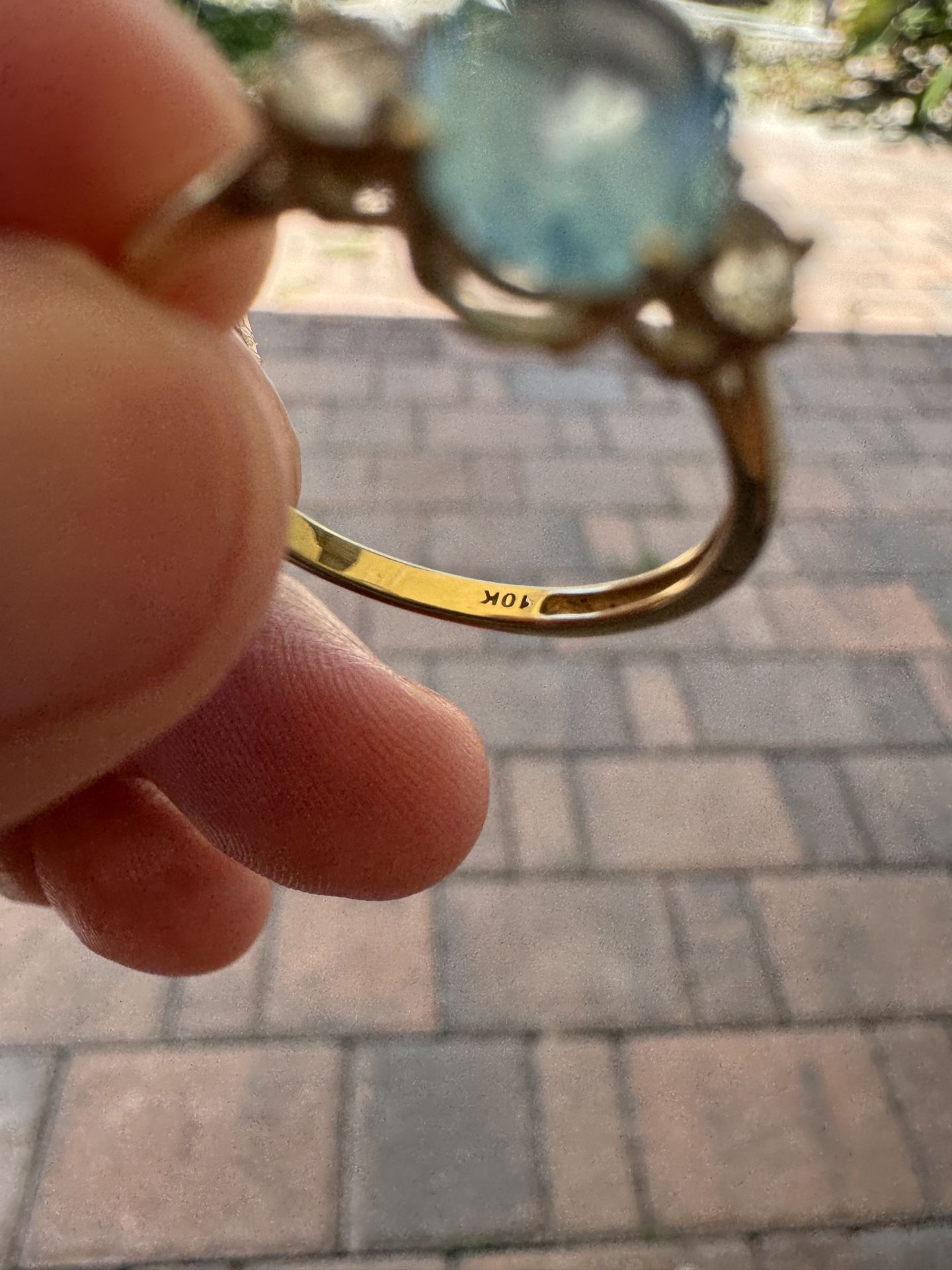10k SOLID GOLD RING