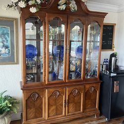 Lighted China Cabinet for Sale in Oldsmar FL OfferUp
