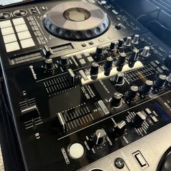Pioneer DDJ 800 Controller 