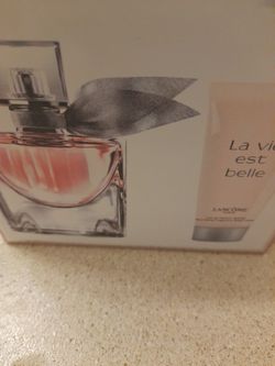 La Vie Est Belle Perfume