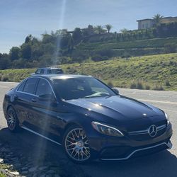 Mercedes Benz - 2017 AMG C63S