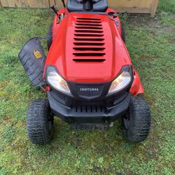 Crftsman Riding Lawn Mower T110