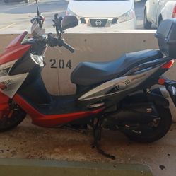 Moto Scooter  De Poco Uso