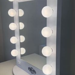 Vanity Mirror 