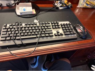 Gaming wired keyboard and Mouse