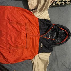 North Face Sweater/jacket 