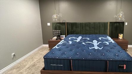 Italian modern bedroom set (imported)