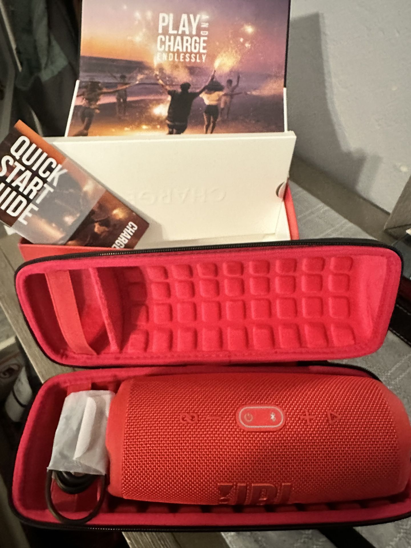 CHARGE 5 JBL Bluetooth Speaker With Carry On Case