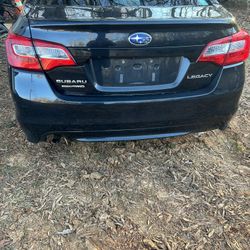 2015 Subaru Legacy 2.5 For Parts