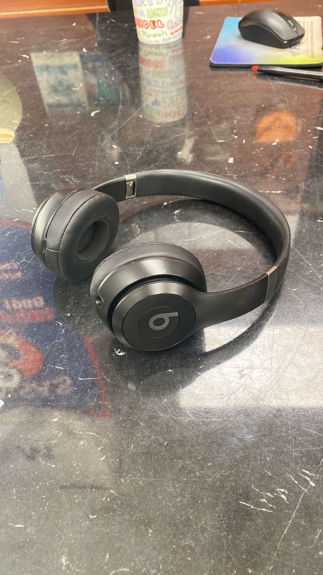 Beats Solo 4