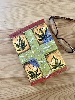 The Four Agreements (Wisdom Book)