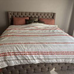 Queen Size Comforter