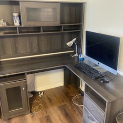 Office Furniture Set. 