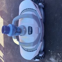 Polaris Pool Vacuum 