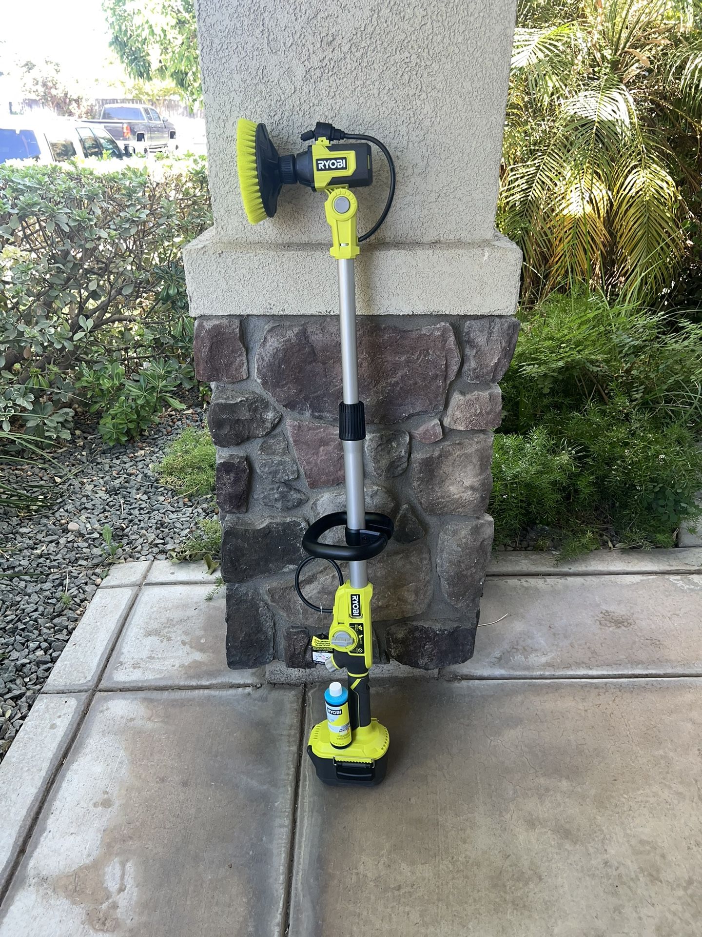 Ryobi Scrubber 18V Cordless Soap+Water Dispense Multisurface Tool-Only PCL1701B New