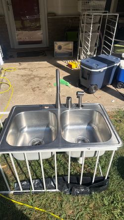 Kitchen sink