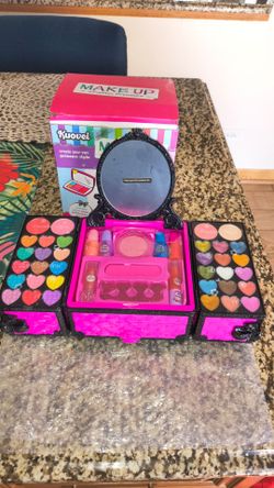 Kids makeup kit