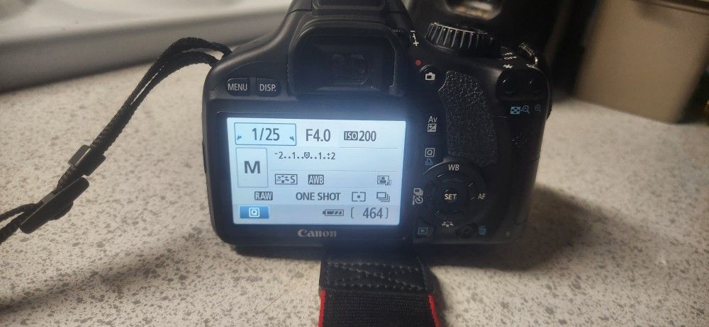 Canon T2i Camera