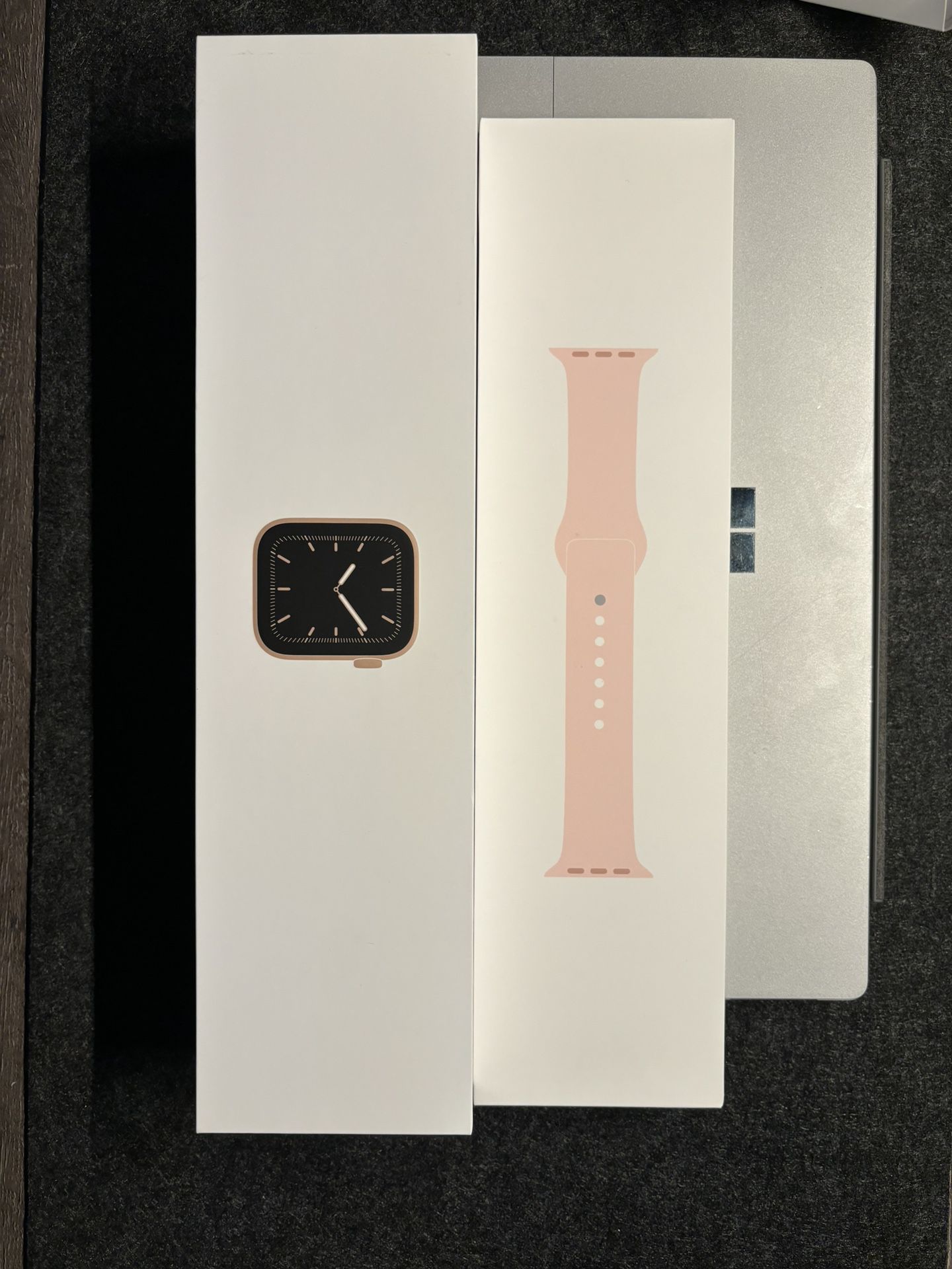Apple Watch Series 5, 40 MM 