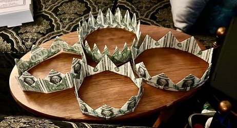 Dollar crown and tie for graduations birthdays