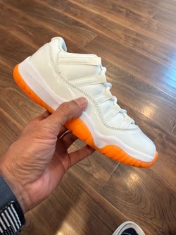 Jordan 11 Retro Low Citrus 2021