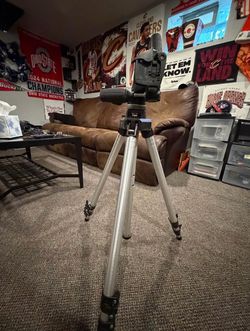 Bogen 3021 Professional Aluminum Camera Tripod w/ Pan Tilt Head Manfrotto