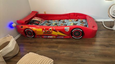 Twin boy bed