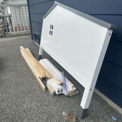 Full Size Bed Frame Kids Free!