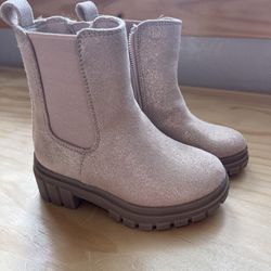 Size 5 Boots (infant/toddler)