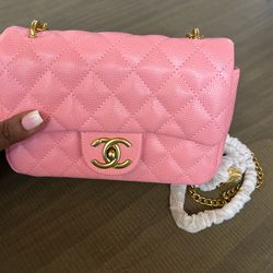 Pink Handbag For Sale