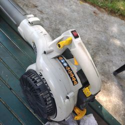 Leaf Blower. 