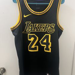 Nike Lakers Kobe Bryant Black Mamba Jersey Size M