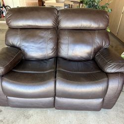 Electric Reclining Loveseat