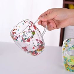 Taza de café de cristal de dobles pared de flor seca creativa