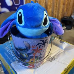 Stitch bucket and plush