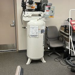 Air Compressor Powerex 60 Gallon 